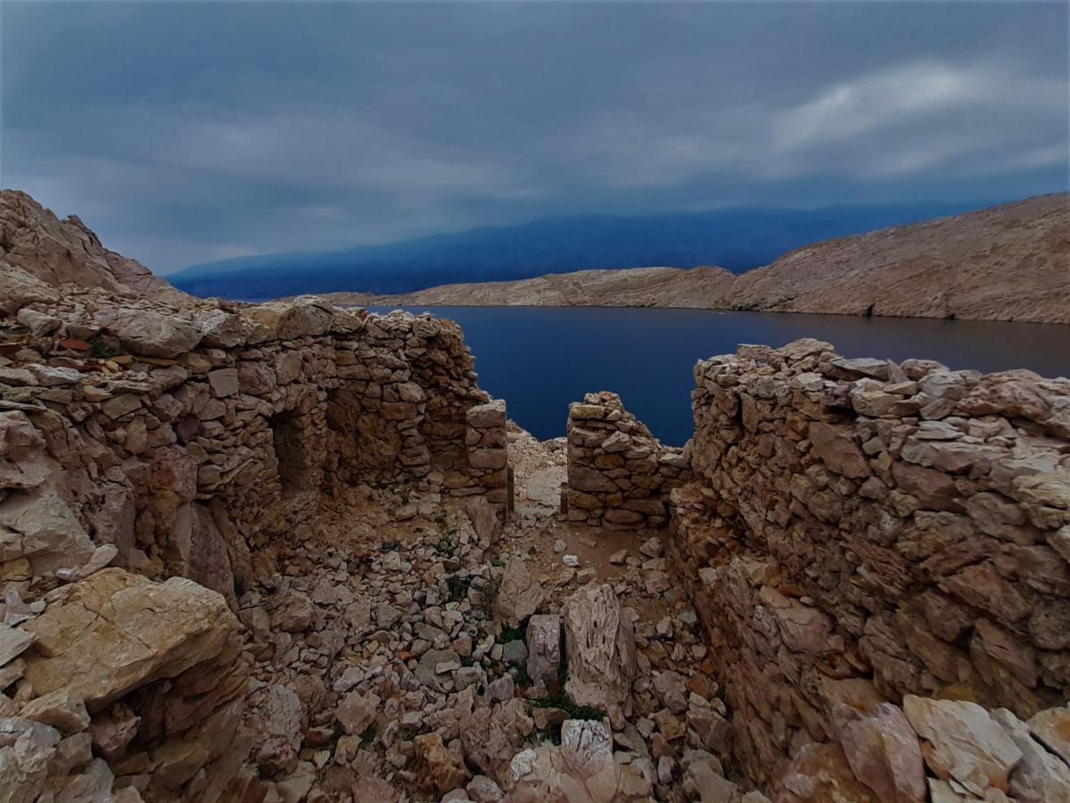 Apartmani Milena Barbat na Rabu Buitenkant foto