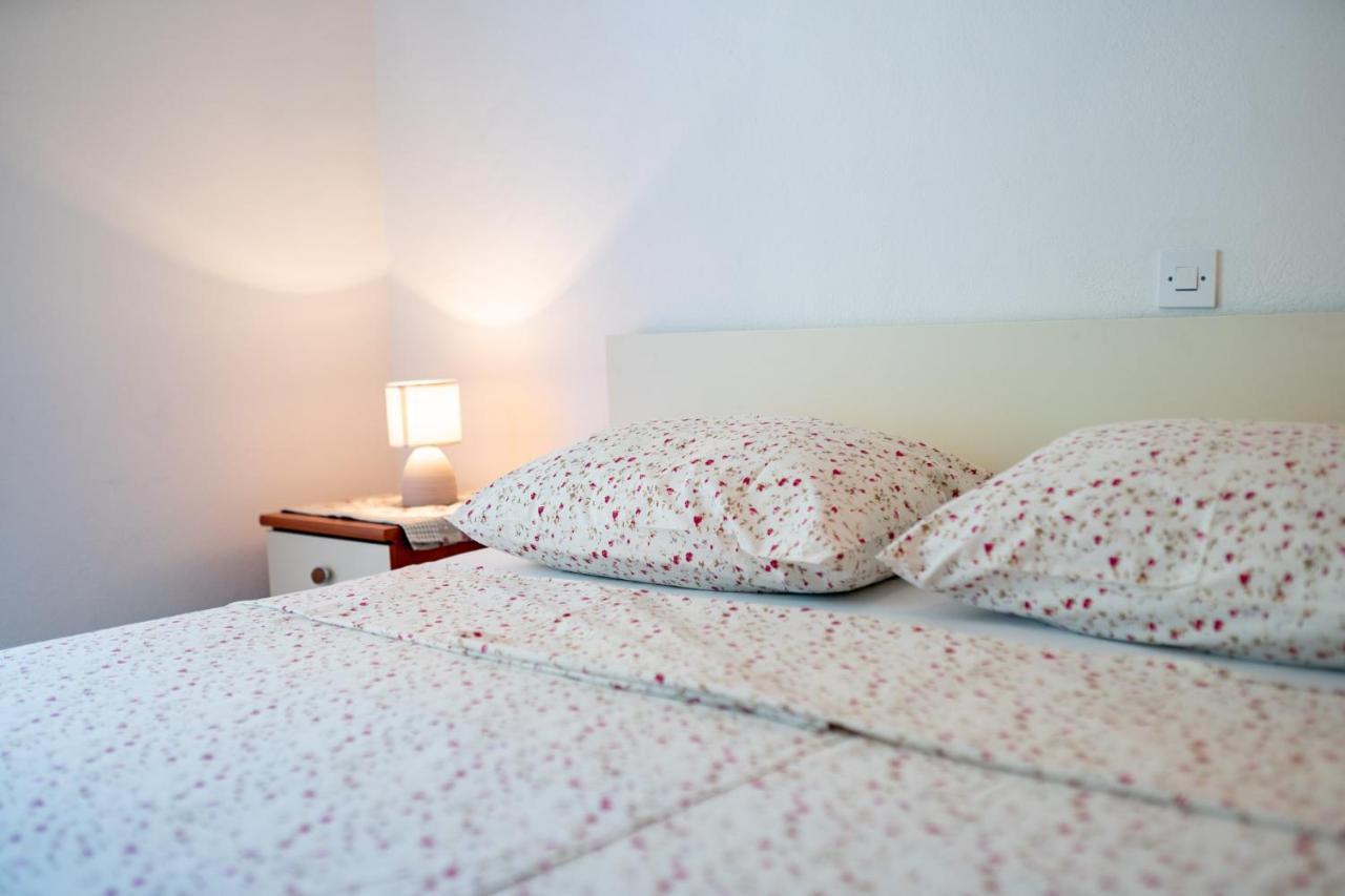 Apartmani Milena Barbat na Rabu Buitenkant foto